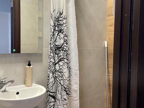 коммерческая по адресу Хлібна, 3 