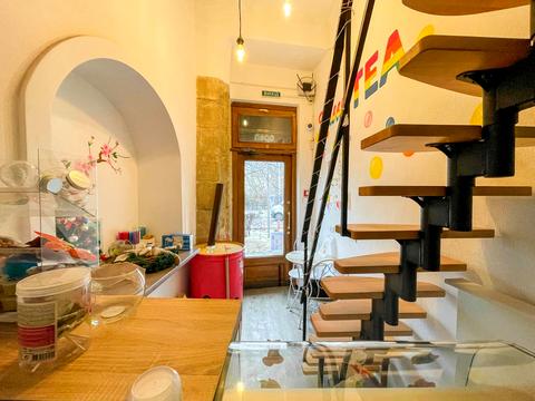 комерційна за адресою Львів, Князя Ярослава Осмомисла пл., 4