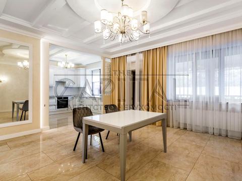 будинок за адресою Київ, Огіркова вул., 26