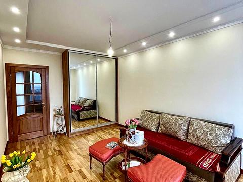 квартира за адресою Кадетський Гай вул., 10