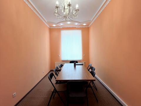 квартира за адресою Надвірна, майдан Шевченка, 4