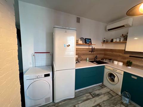 квартира за адресою Академіка Сахарова вул., 9