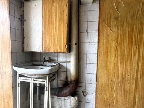 паркомісце за адресою Березняківська вул., 25