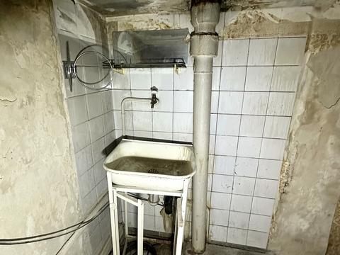 паркомісце за адресою Березняківська вул., 25