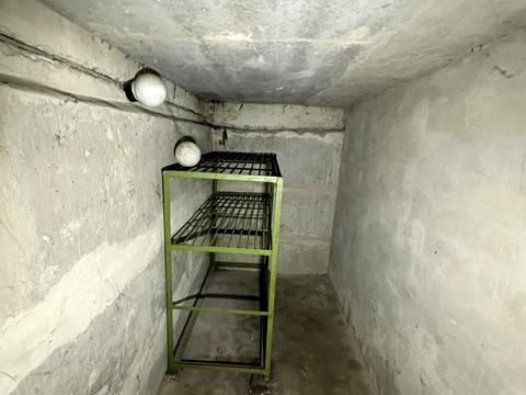 паркомісце за адресою Березняківська вул., 25