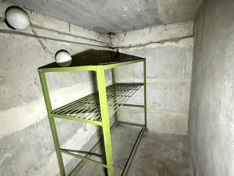 паркомісце за адресою Березняківська вул., 25