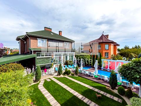 комерційна за адресою Княгині Ольги вул., 13