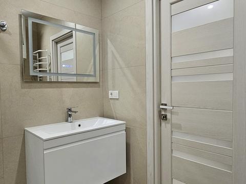 квартира за адресою Степана Бандери вул. (Гагаріна), 1