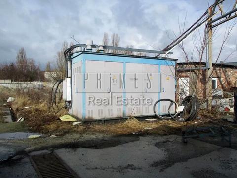 комерційна за адресою Металургів вул., 51