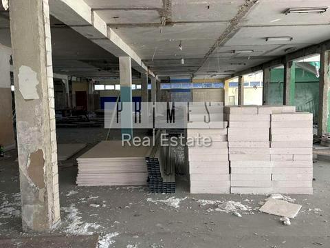 комерційна за адресою Садова вул., 14