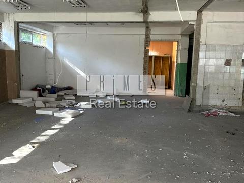 комерційна за адресою Садова вул., 14