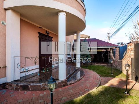 будинок за адресою Білокур Катерини