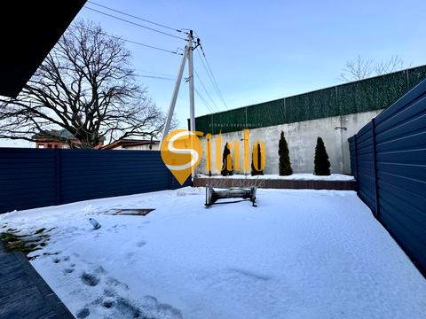 будинок за адресою Центральна вул.