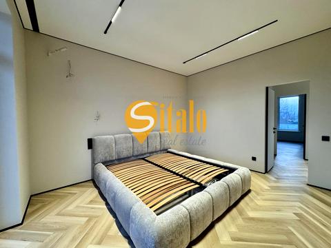 будинок за адресою Центральна вул.