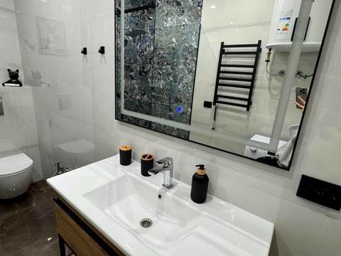 квартира за адресою Краснова вул., 1-Б