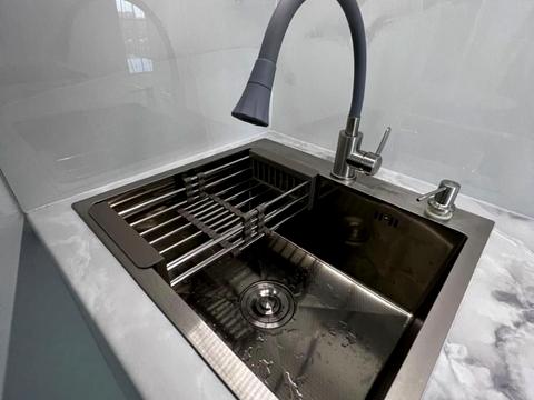 квартира за адресою Краснова вул., 1-Б