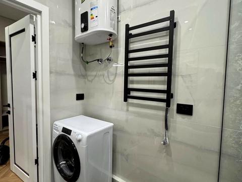 квартира за адресою Краснова вул., 1-Б