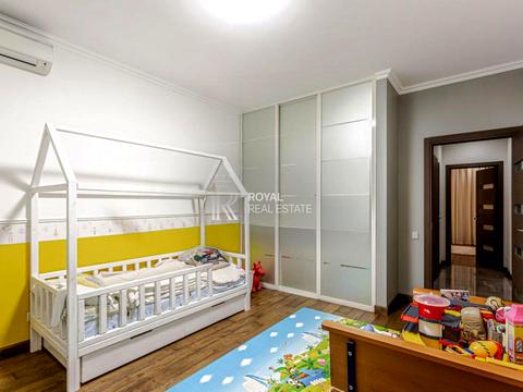 квартира за адресою Золотоустівська вул., 10-12