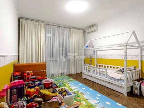 квартира за адресою Золотоустівська вул., 10-12