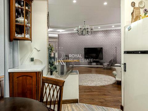 квартира за адресою Золотоустівська вул., 10-12