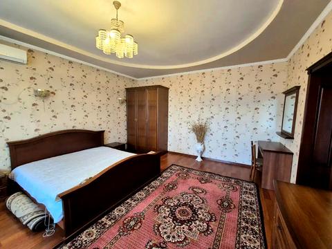 будинок за адресою Центральна вул., 10