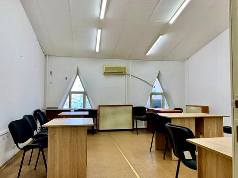 коммерческая по адресу Михаила Грушевского ул. (Карла Либкнехта), 4-Б