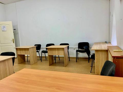 коммерческая по адресу Михаила Грушевского ул. (Карла Либкнехта), 4-Б