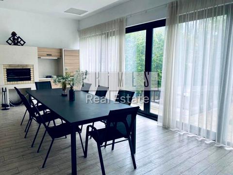 будинок за адресою Гречка Маршала