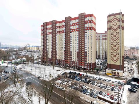 квартира за адресою Київ, Монтажників вул., 1