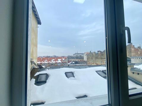 комерційна за адресою Галицька вул., 43б