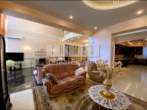 будинок за адресою Білокур Катерини