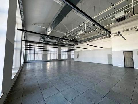 комерційна за адресою Барикадна вул., 7