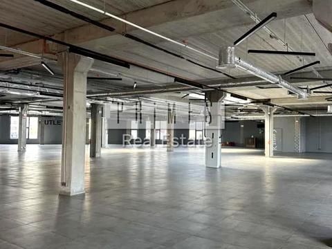 коммерческая по адресу Бажана Миколи, 38