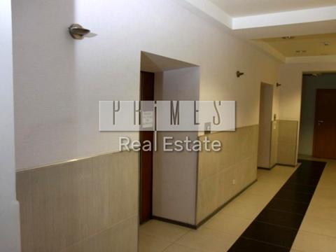 комерційна за адресою Лісова вул., 2