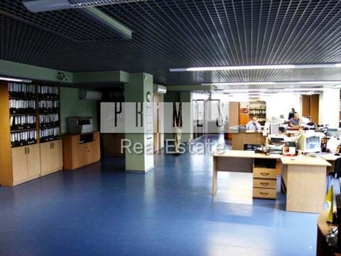 комерційна за адресою Лісова вул., 2