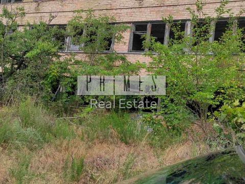 комерційна за адресою Центральна, 3