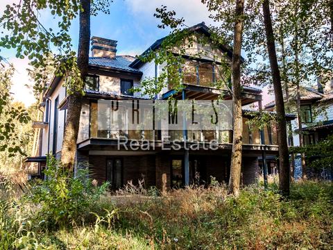 будинок за адресою центральна, 1