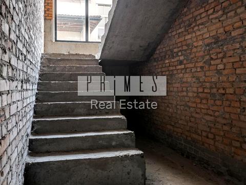 будинок за адресою центральна, 1