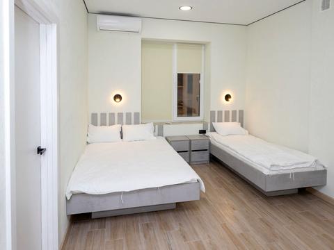 квартира за адресою Соборна пл. (Жовтнева), 14