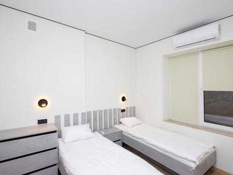 квартира за адресою Соборна пл. (Жовтнева), 14