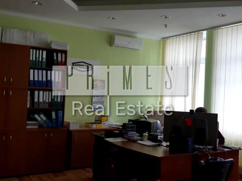 коммерческая по адресу Довженка Олександра, 18