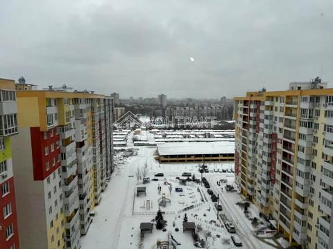 квартира по адресу Гвардейцев-Широнинцев ул., 74-Б