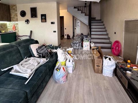 квартира по адресу Гвардейцев-Широнинцев ул., 74-Б