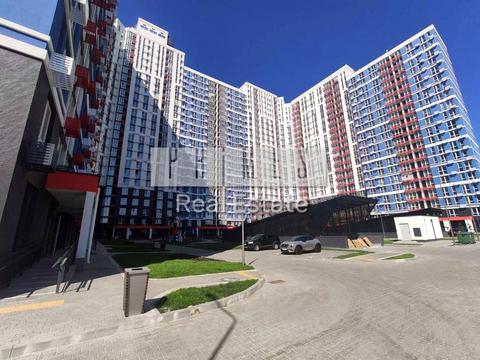 комерційна за адресою Київ, 6-та Канальна вул., 8Б