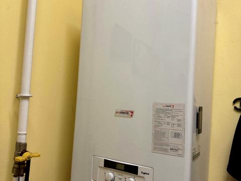 коммерческая по адресу Защитников неба ул. (Тімірязєва), 21