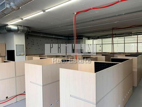 комерційна за адресою Дарницький бульв., 8-Б