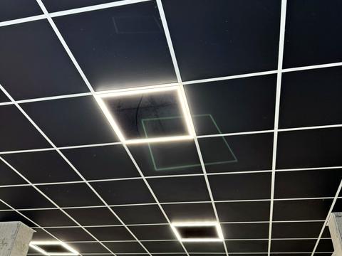 комерційна за адресою Богдана Хмельницького вул., 70 -Б