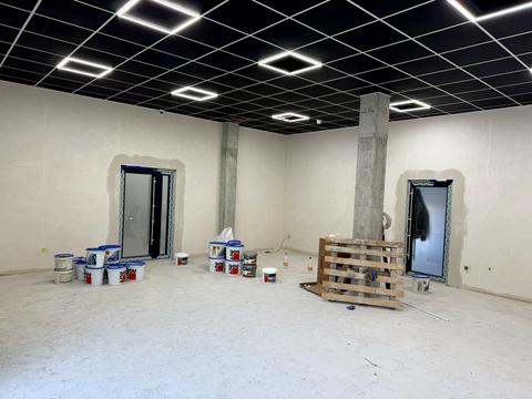 комерційна за адресою Богдана Хмельницького вул., 70 -Б