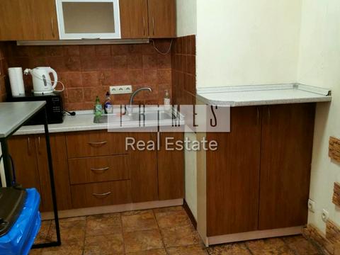 комерційна за адресою Велика Васильківська вул. (Червоноармійська), 72