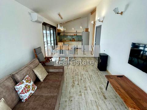 будинок за адресою смт. Східниця, В'ячеслава Чорновола вул., 2